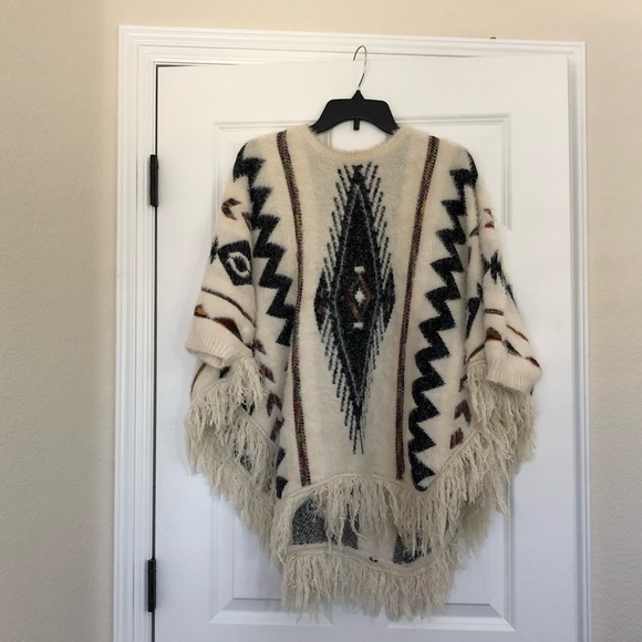 Jackets & Blazers - Cream tribal print poncho